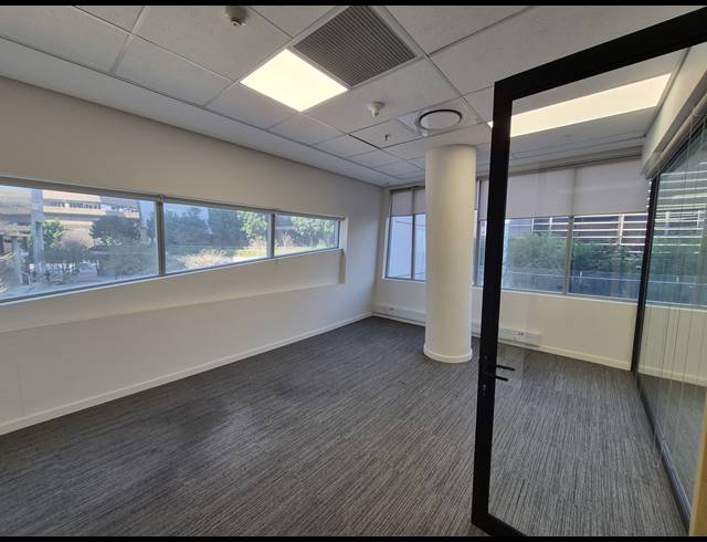 426M² OFFICE TO LET IN SANDTON CENTRAL